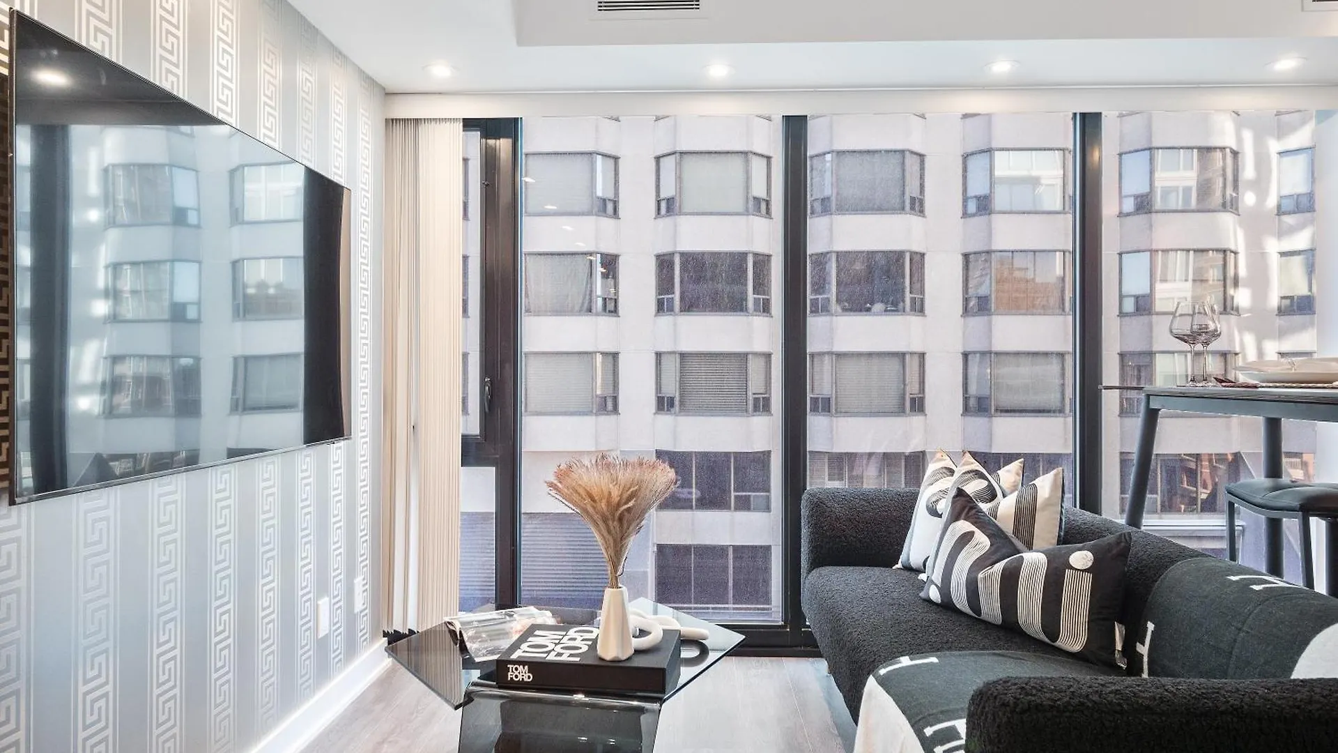 The Estate - Yorkville Toronto
