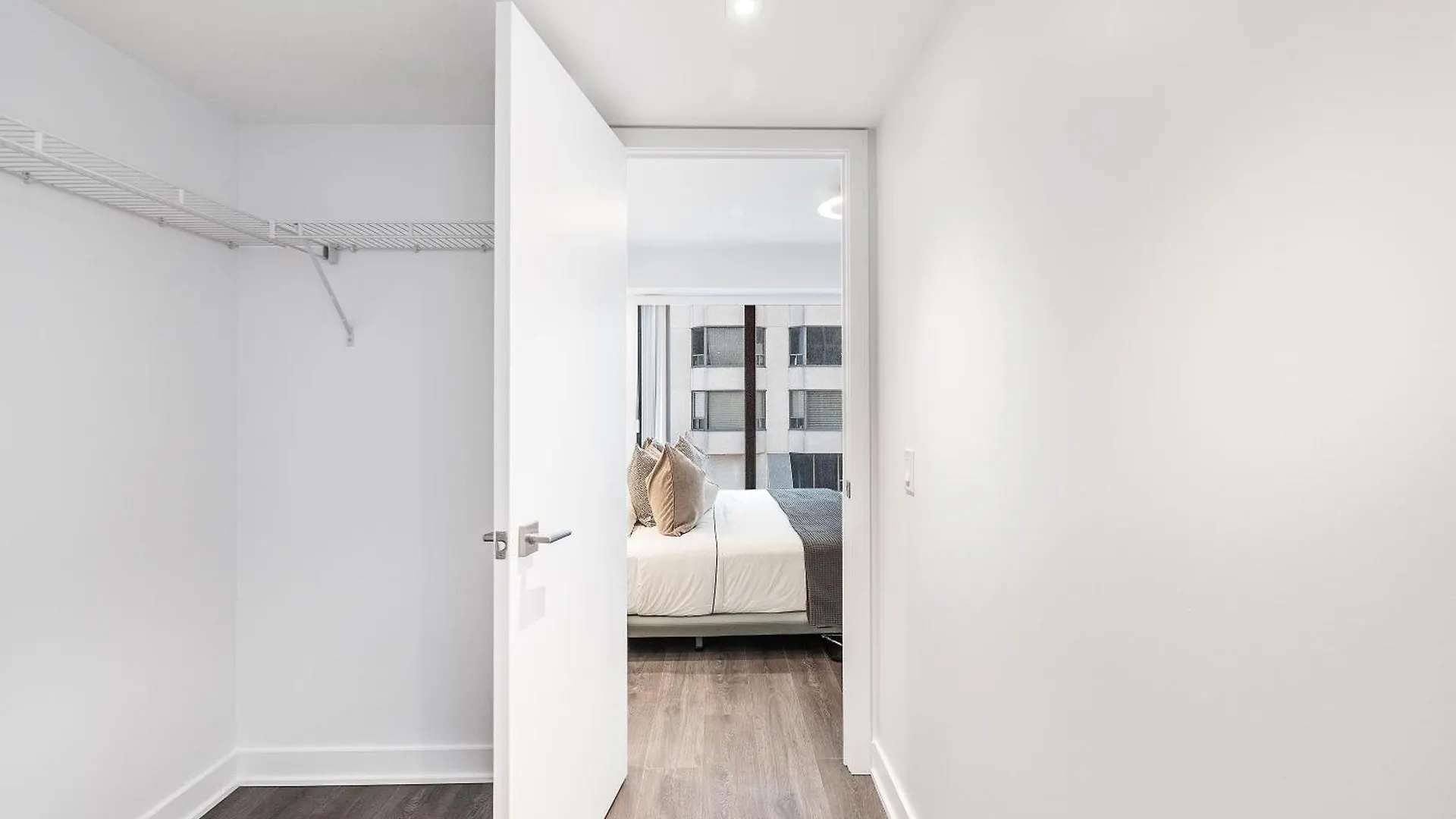 The Estate - Yorkville Toronto Daire